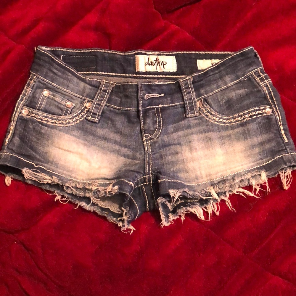 Daytrip Gemini Shorts